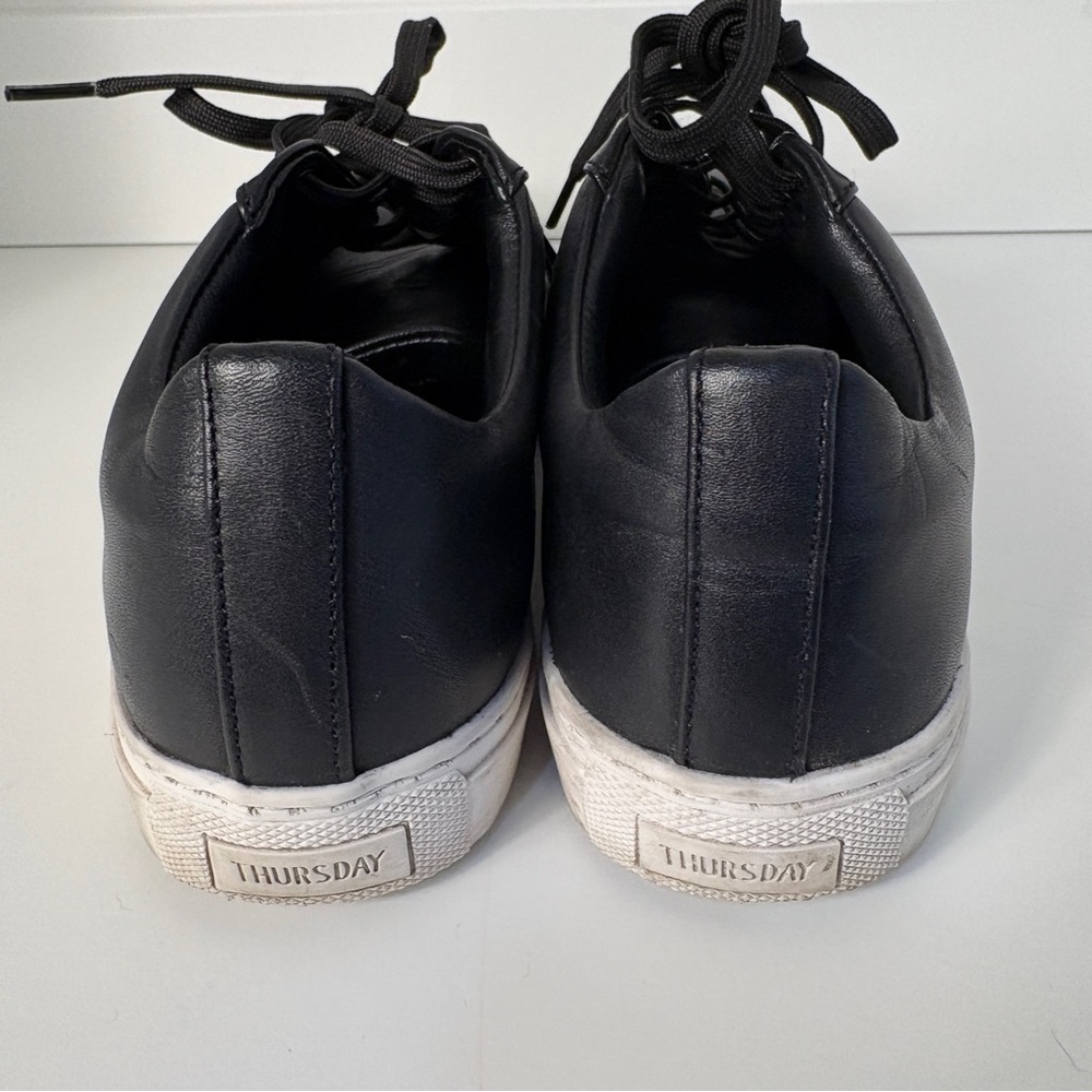 Thursday Black Leather Low-Top Lace-Up Sneakers Classic Women Travel - Picture 6 of 7